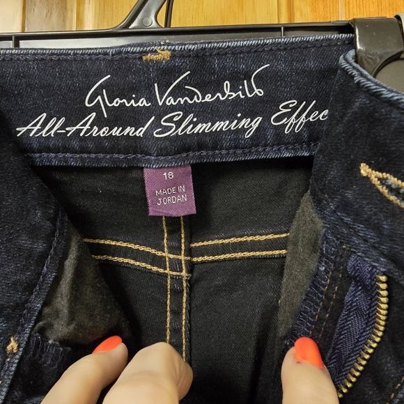 Gloria Vanderbilt Jeans with Slimming Effect Size 18 NWT - Picture 3 of 6